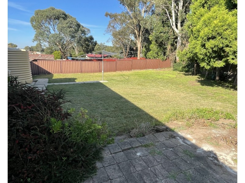 82 Cathcart Street, Goulburn NSW 2580