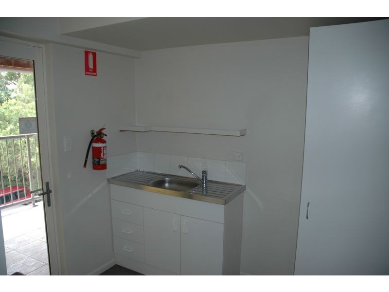 4/66 Poinciana Ave, Tewantin QLD 4565