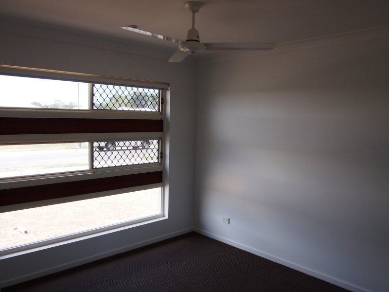 33 Westaway Crescent, Andergrove QLD 4740