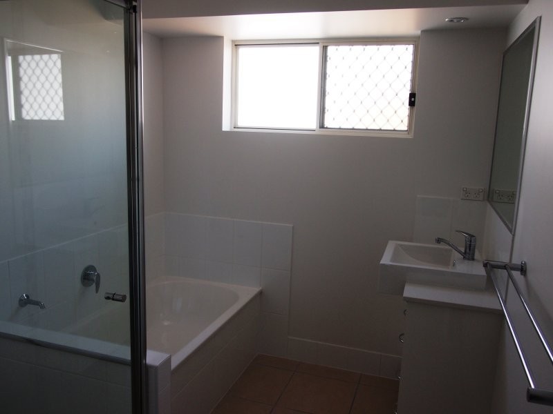 33 Westaway Crescent, Andergrove QLD 4740