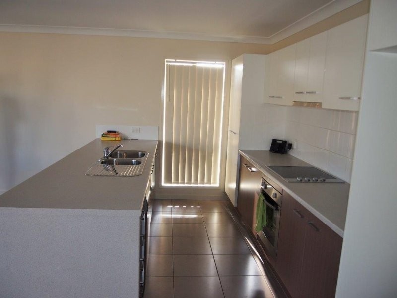 23 Halifax Place, Rural View QLD 4740