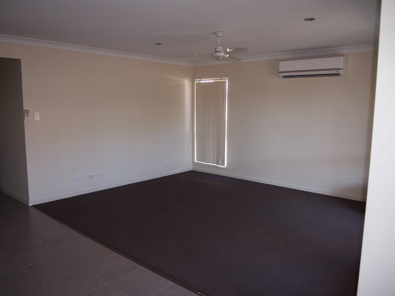 23 Halifax Place, Rural View QLD 4740