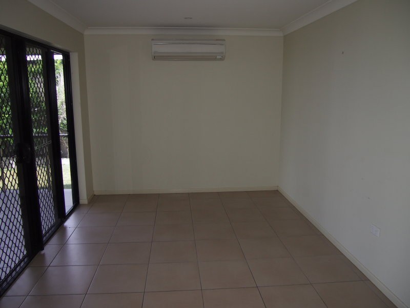 23 Manning Street, Rural View QLD 4740