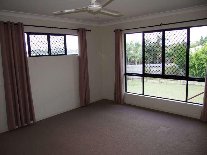 23 Manning Street, Rural View QLD 4740