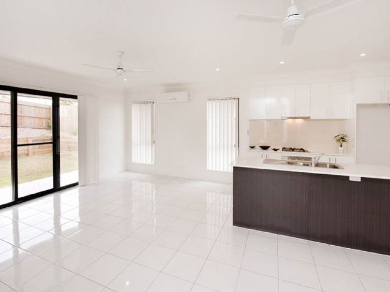 24 Balzan Drive, Rural View QLD 4740