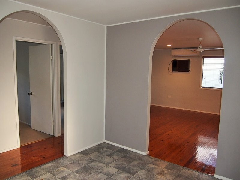 27 Domino Crescent, Andergrove QLD 4740