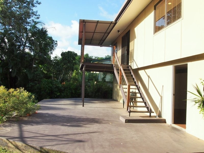 27 Domino Crescent, Andergrove QLD 4740