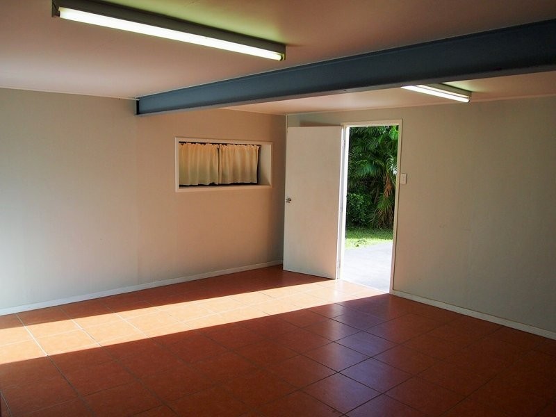 27 Domino Crescent, Andergrove QLD 4740