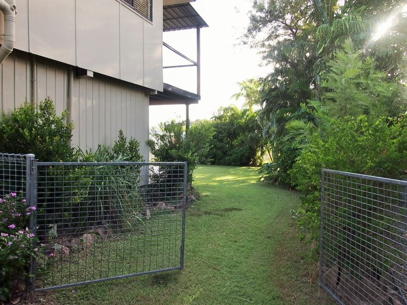 27 Domino Crescent, Andergrove QLD 4740