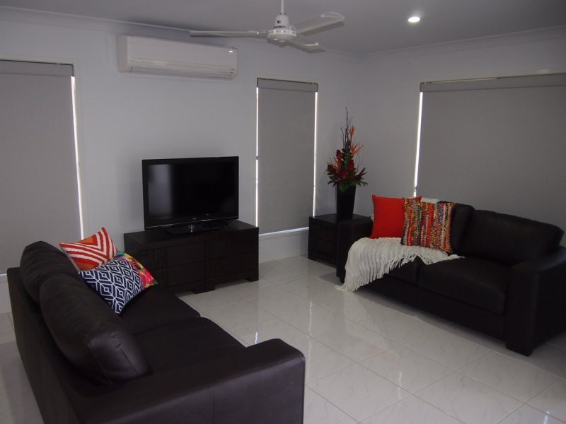 27 Bachelor Court, Marian QLD 4753