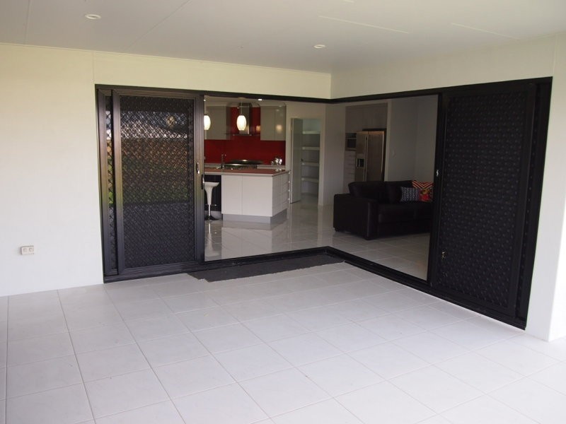 27 Bachelor Court, Marian QLD 4753