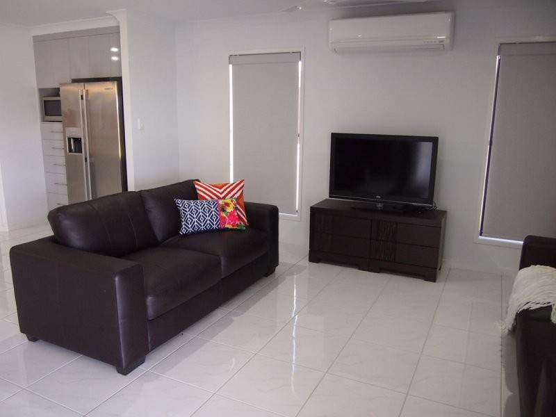 27 Bachelor Court, Marian QLD 4753