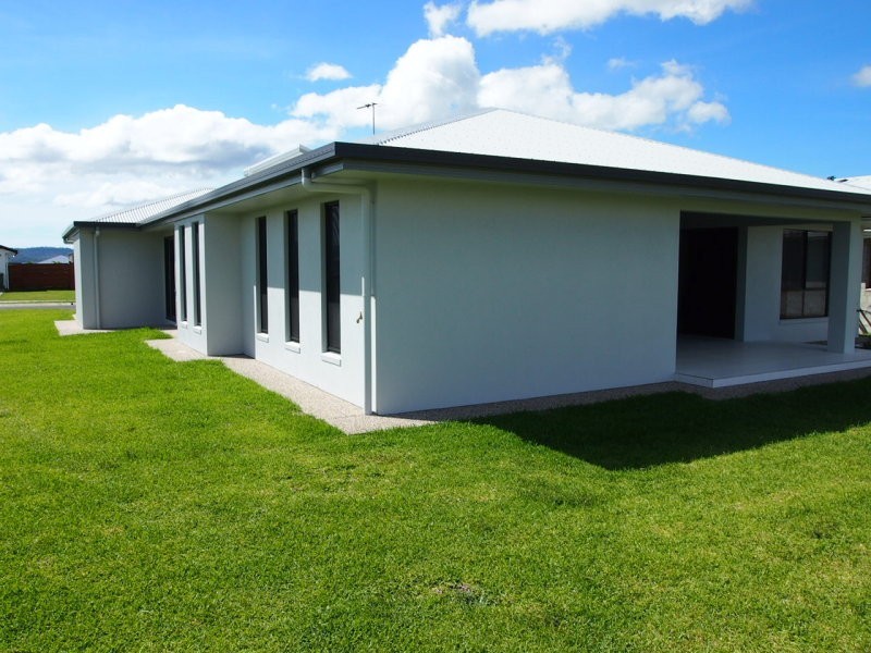 27 Bachelor Court, Marian QLD 4753