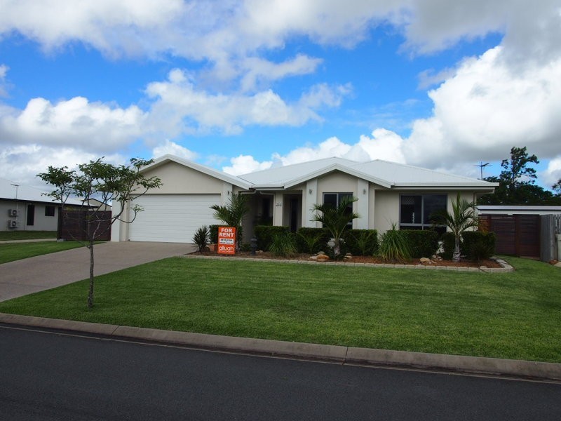 34 Sheedy Crescent, Marian QLD 4753