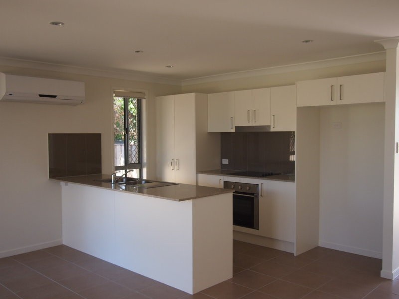 2/78 Superior Boulevard, Andergrove QLD 4740