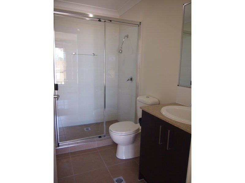 2/78 Superior Boulevard, Andergrove QLD 4740