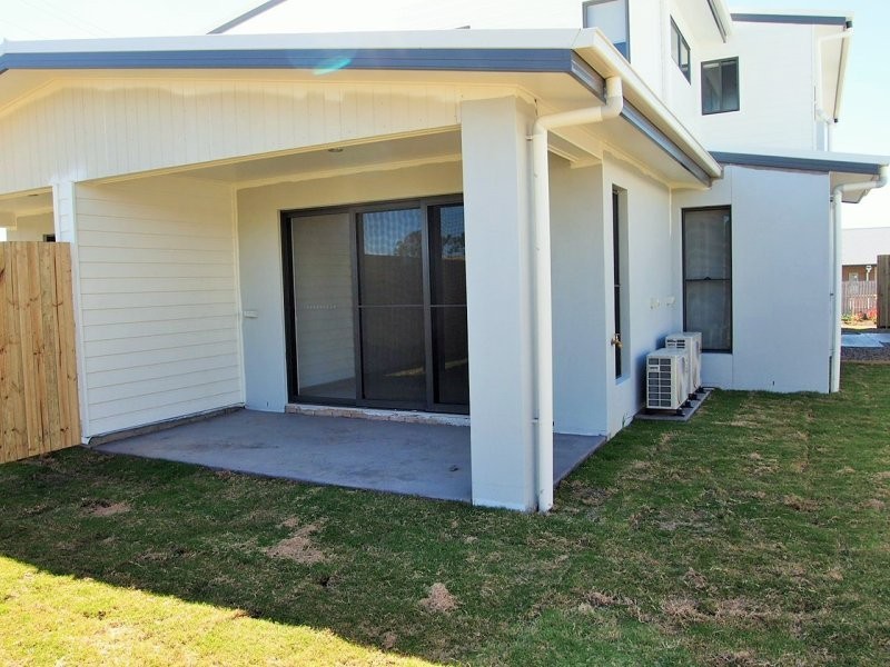1/30 Halifax Place, Rural View QLD 4740