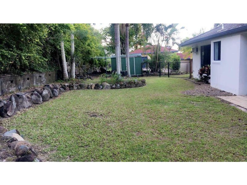 51 Cinnamon Drive, Glenella QLD 4740