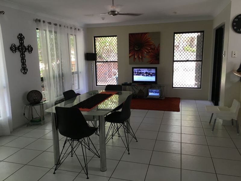 51 Cinnamon Drive, Glenella QLD 4740