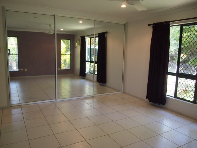 51 Cinnamon Drive, Glenella QLD 4740