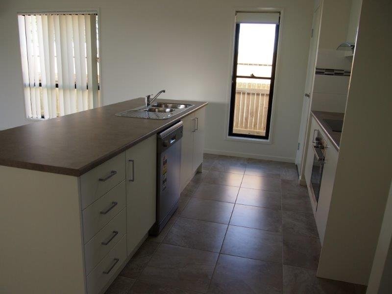 32 Huron Crescent, Andergrove QLD 4740