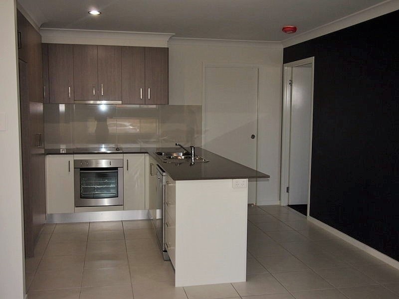 1/18 Benarid Drive, Ooralea QLD 4740
