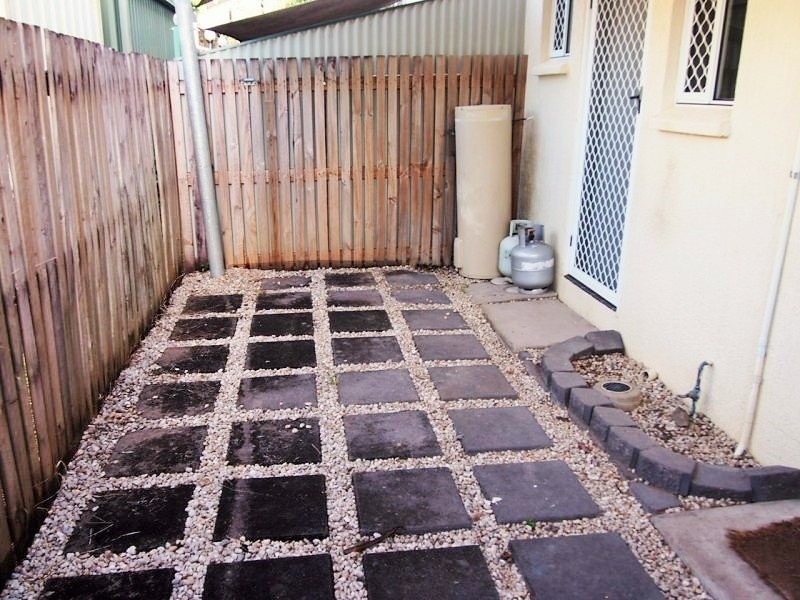 2/21 Macdonald Street, South Mackay QLD 4740