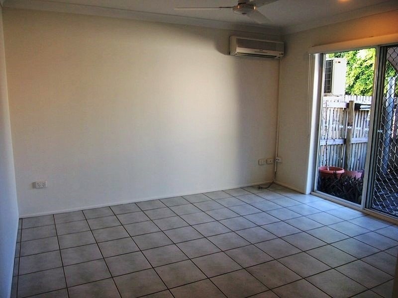 2/21 Macdonald Street, South Mackay QLD 4740