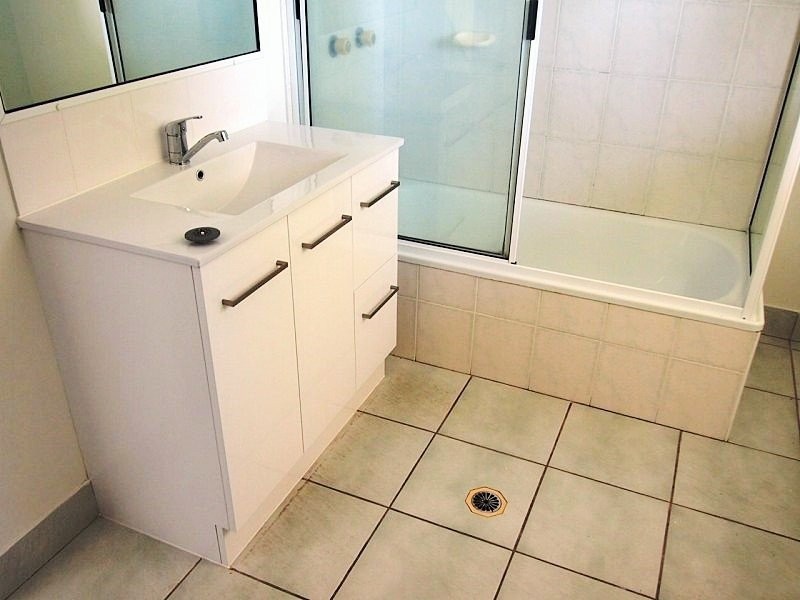 2/21 Macdonald Street, South Mackay QLD 4740