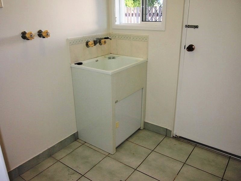 2/21 Macdonald Street, South Mackay QLD 4740