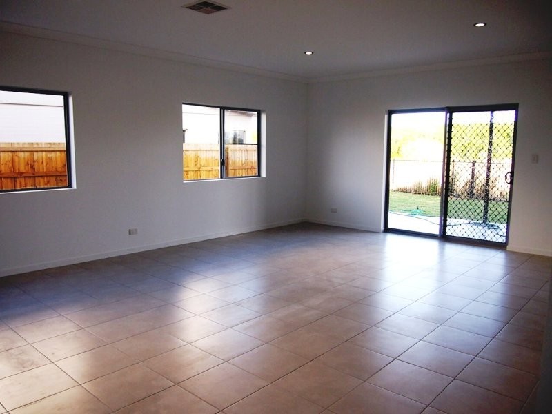 14 Vaucluse Crescent, East Mackay QLD 4740