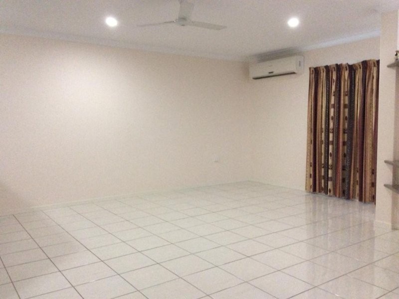 44 Hangan Street, Bucasia QLD 4750