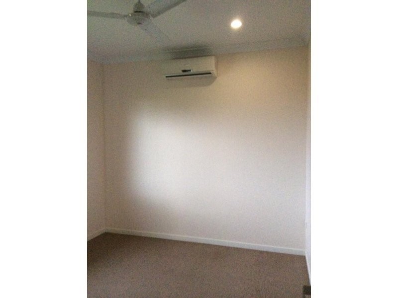 44 Hangan Street, Bucasia QLD 4750