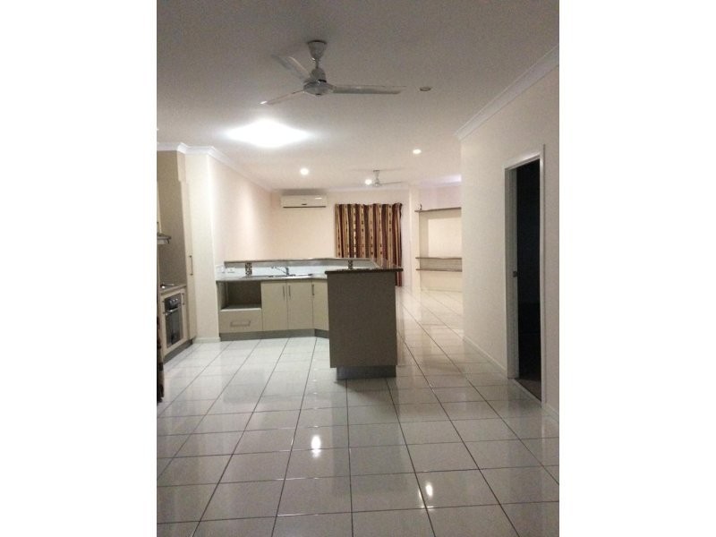 44 Hangan Street, Bucasia QLD 4750