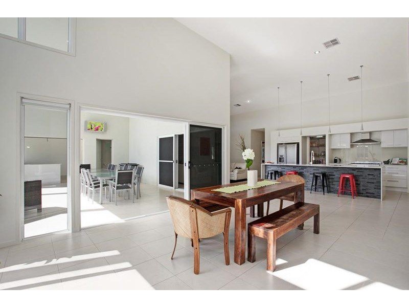 239 Moorindil Street, Tewantin QLD 4565