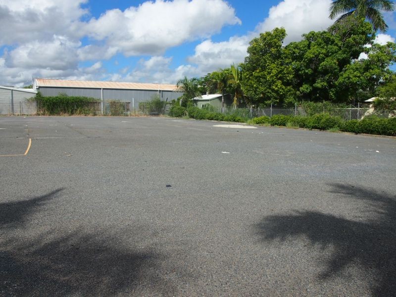 1 Hayes Lane, Mackay QLD 4740