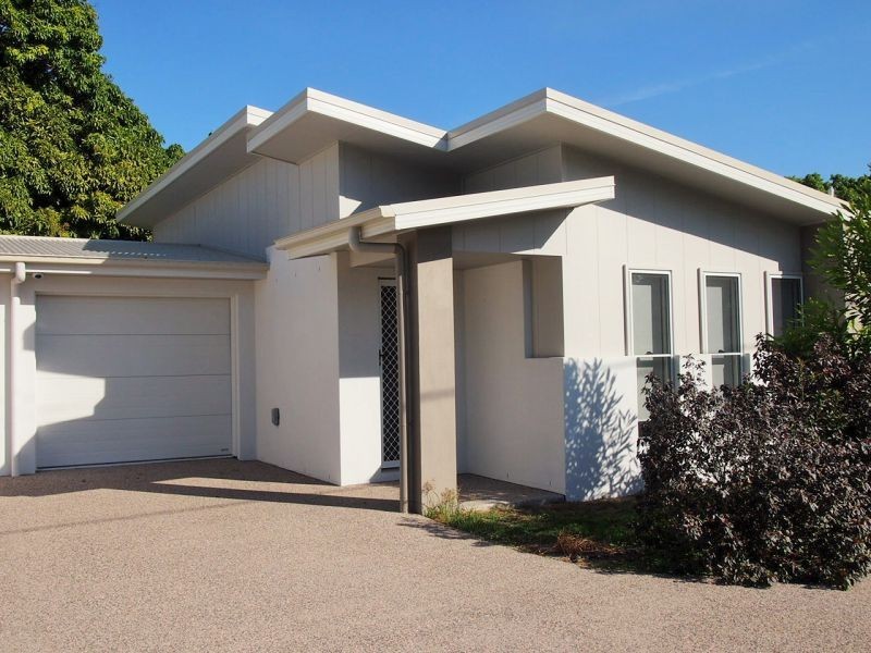 2/39 Downie Avenue, Bucasia QLD 4750
