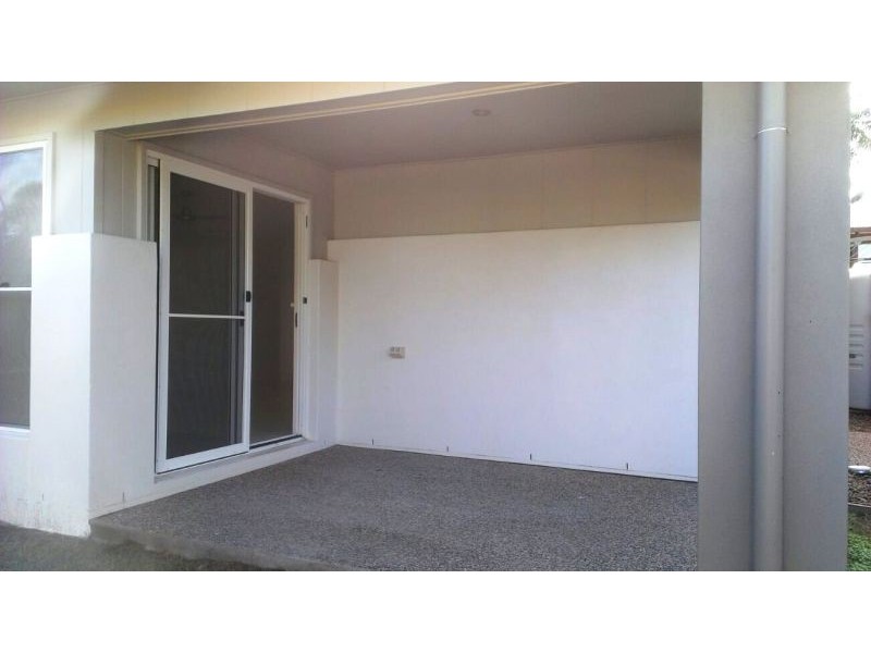 2/39 Downie Avenue, Bucasia QLD 4750