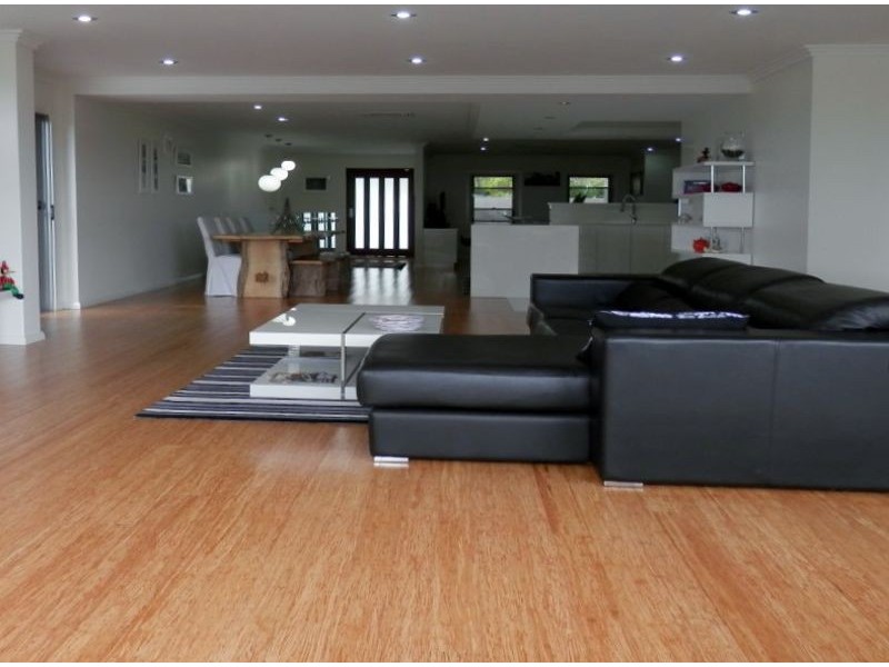 11 Bona Vista Drive, Mount Pleasant QLD 4740