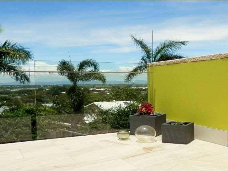 11 Bona Vista Drive, Mount Pleasant QLD 4740