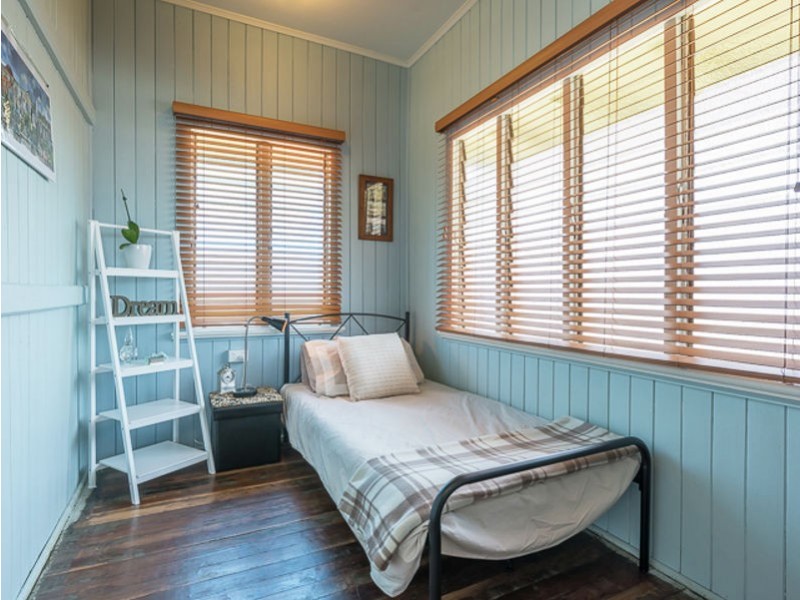 9 Steen Street, South Mackay QLD 4740