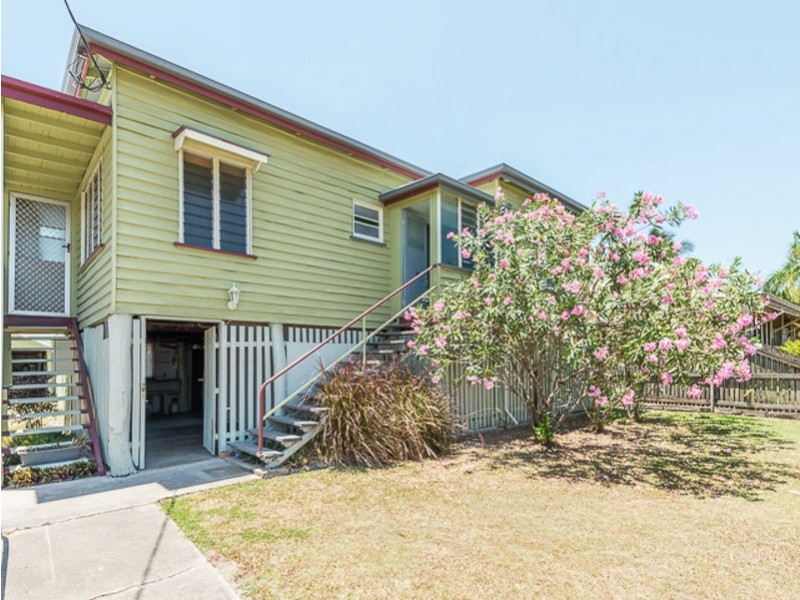 9 Steen Street, South Mackay QLD 4740