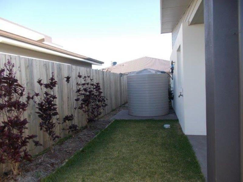 2/13 Oysterlee Street, Beaconsfield QLD 4740