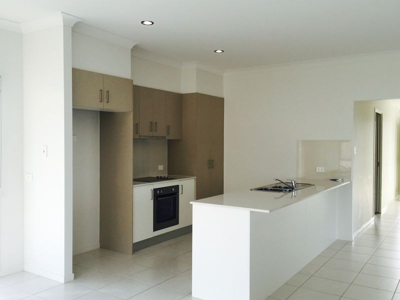 18 Northern Circuit, Rural View QLD 4740