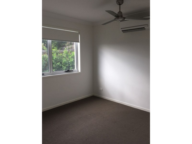 18 Northern Circuit, Rural View QLD 4740