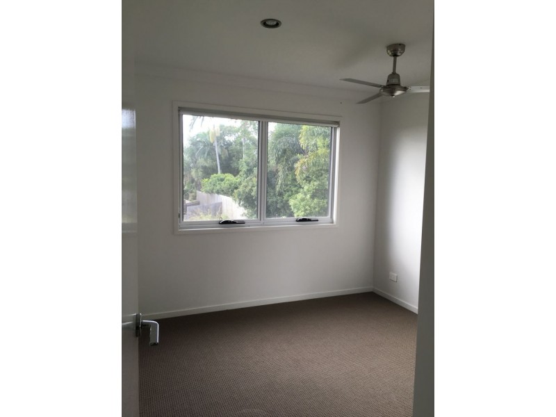 18 Northern Circuit, Rural View QLD 4740