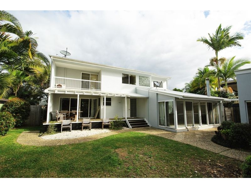 20 Outlook Drive, Tewantin QLD 4565