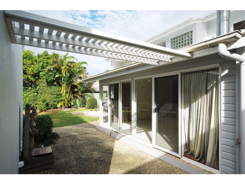 20 Outlook Drive, Tewantin QLD 4565