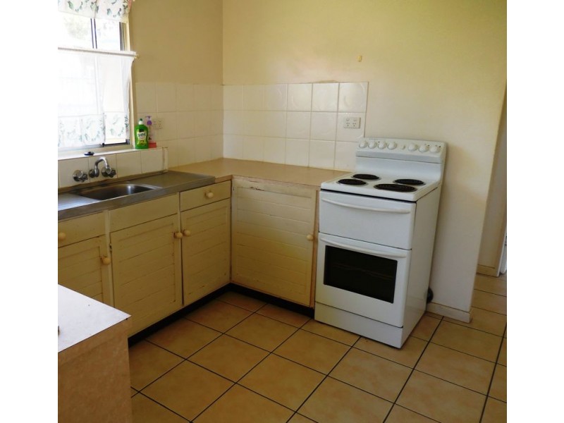 24 Maralyn Avenue, Grasstree Beach QLD 4740