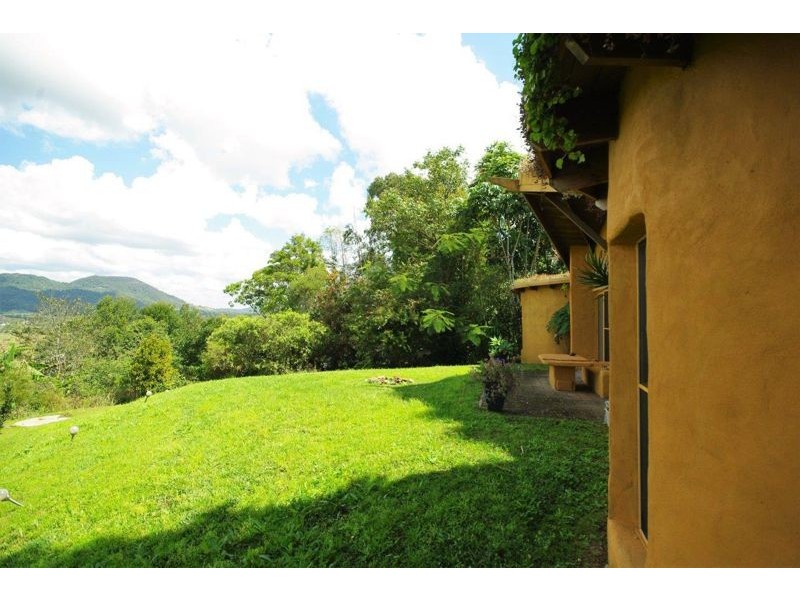 84 Grasstree Road, Eumundi QLD 4562